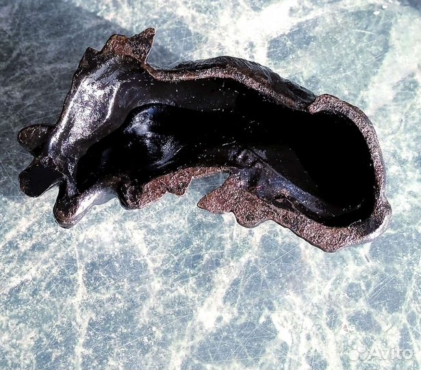 Каслинское литье собака