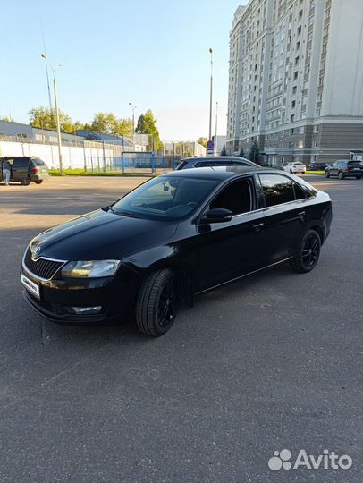 Skoda Rapid 1.6 AT, 2018, 94 000 км