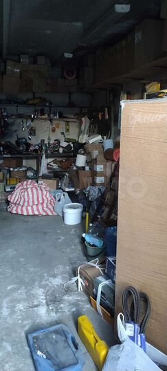 Гараж, > 30 м²