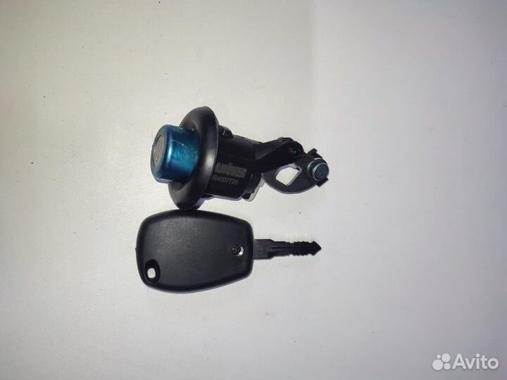 Замок багажника с ключем Renault logan 2