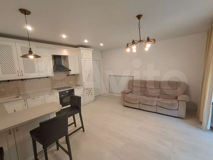 3-к. квартира, 82 м², 1/5 эт.