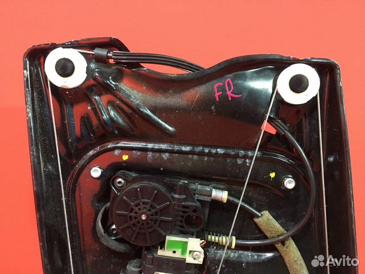 Стеклоподъемник передний правый Land Rover