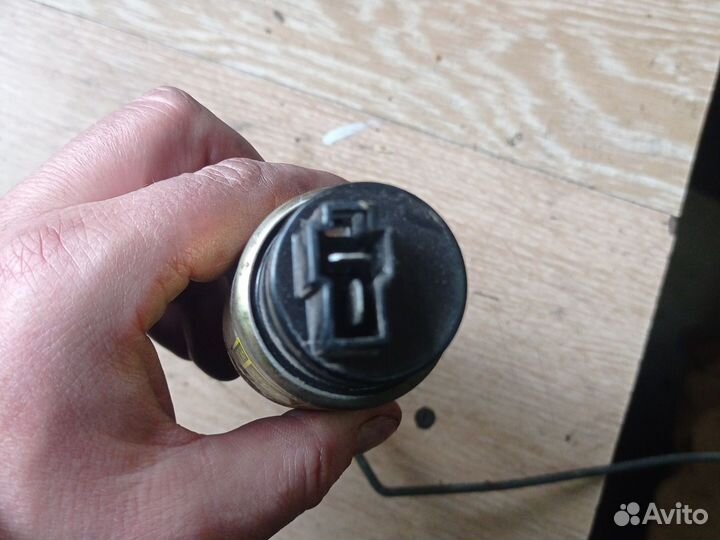 Замок крышки багажника hyundai sonata 4 EF