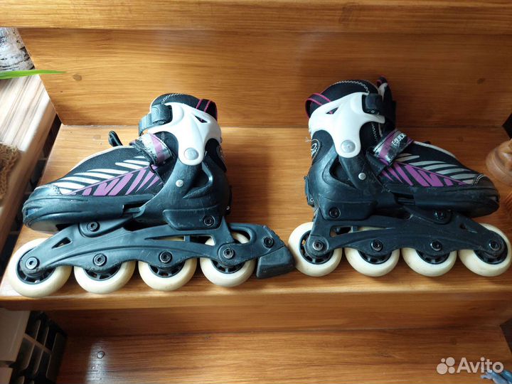Роликовые коньки