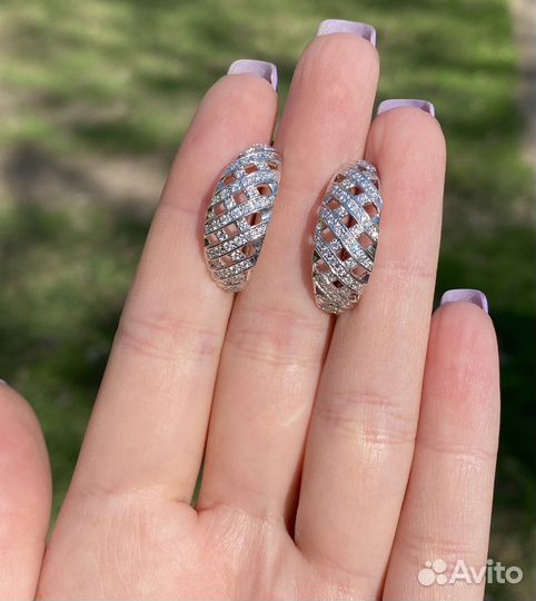 Серьги золотые с бриллиантами белое золото