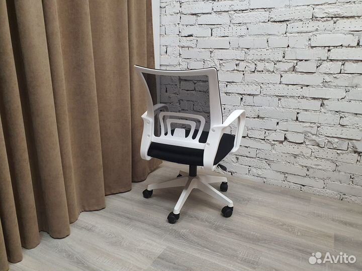 Кресло офисное