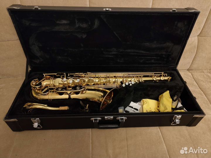 Саксофон тенор Jupiter JTS 789