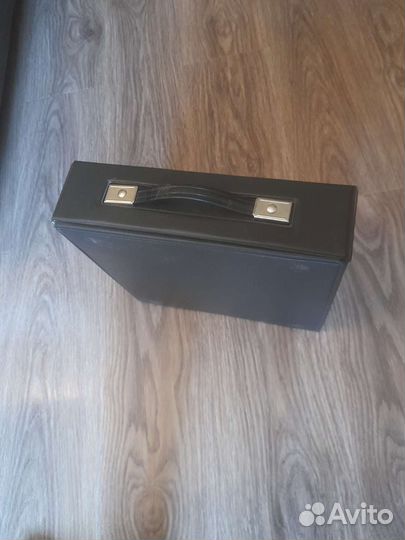 Печатная машинка в чемодане, винтаж времен СССР