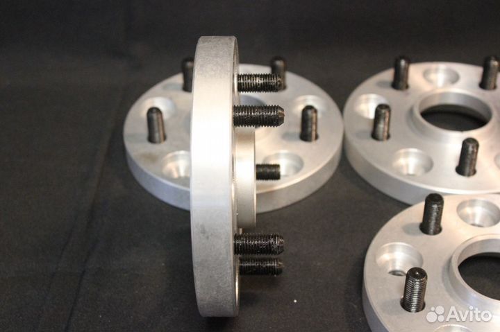 Проставки переход с 5*120 на 5*114,3 (20 мм)