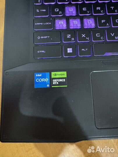 Ноутбук MSI katana B12V