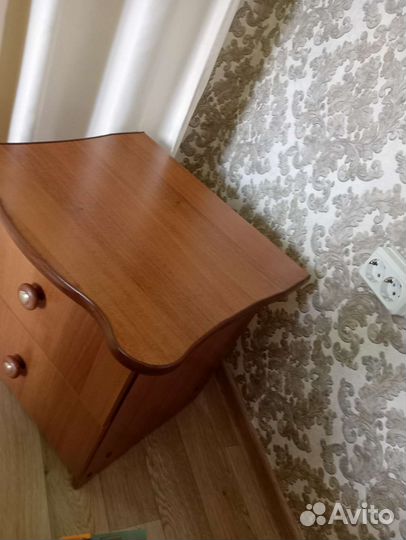 Тумба прикроватная