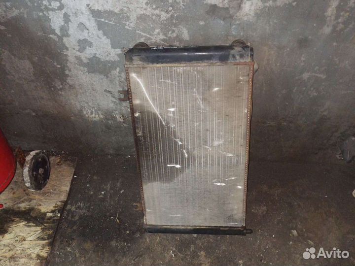Радиатор охлаждения LADA kalina 1