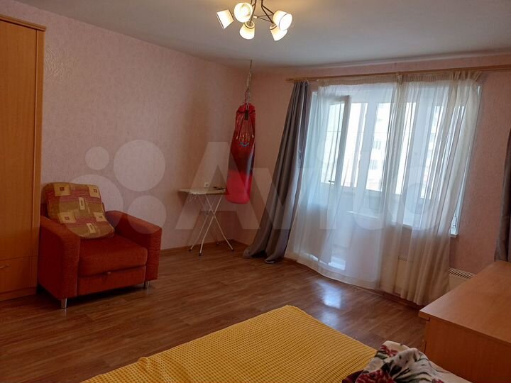 1-к. квартира, 43 м², 6/10 эт.