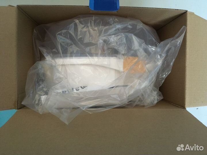 Стерилизатор для бутылочек новый maman