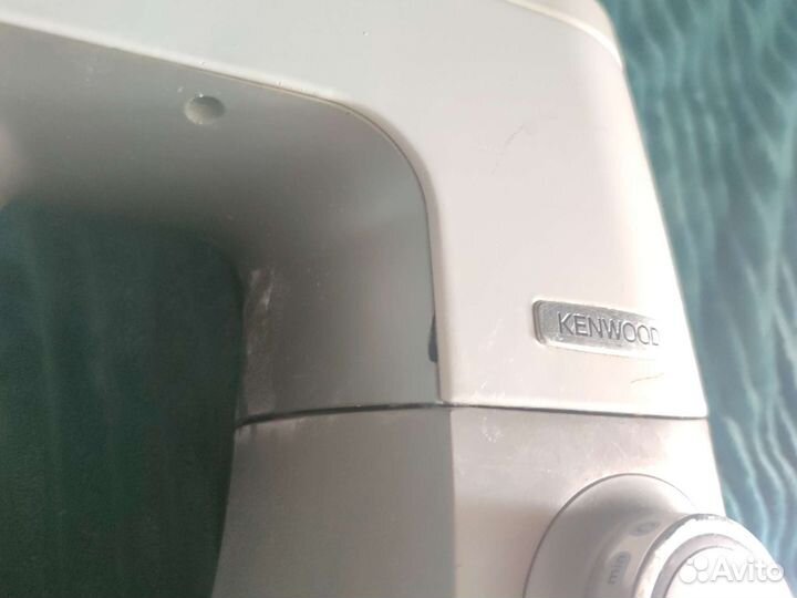 Кухонный комбайн Kenwood с насадками