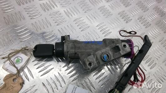 Замок зажигания skoda roomster 1 (91K08J101)