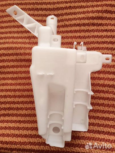 Бачок омывателя