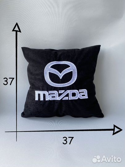 Подушка автомобильная с логотипом Mazda