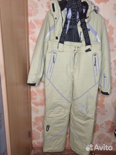 Горнолыжный костюм женский 44 46