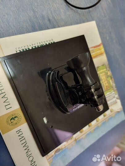 Крепление для экшн камеры на шлем