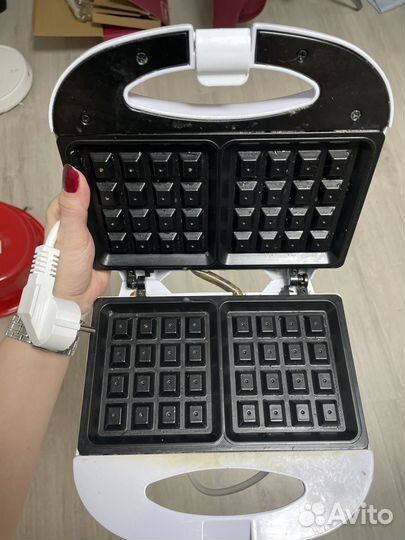 Вафельница dexp