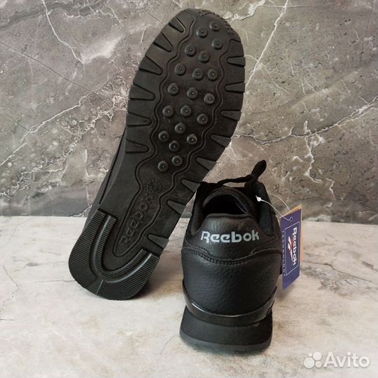 Кожаные кроссовки Reebok