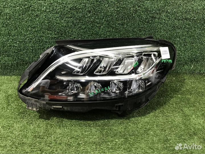 Фара левая Mercedes-Benz C-Class