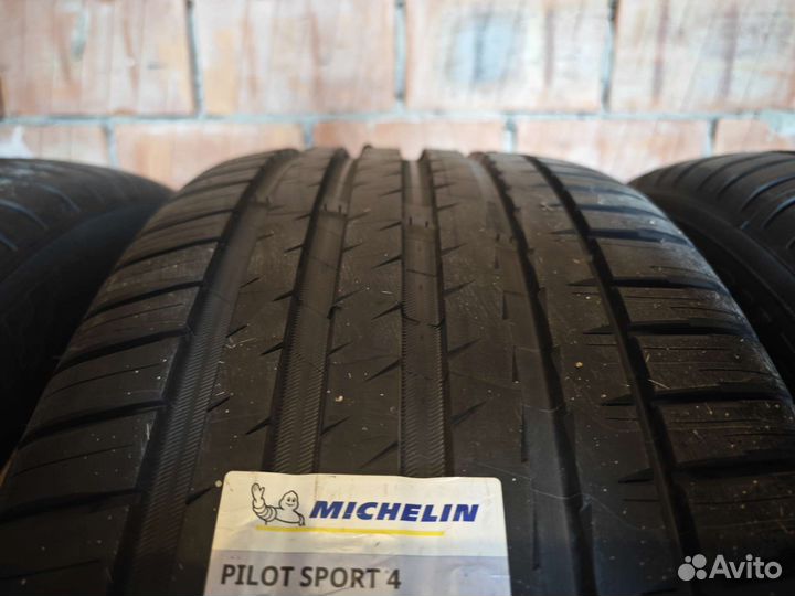 Michelin Pilot Sport 4 285/50 R20 116W