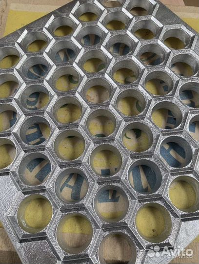 Пельменница СССР на 45 штук