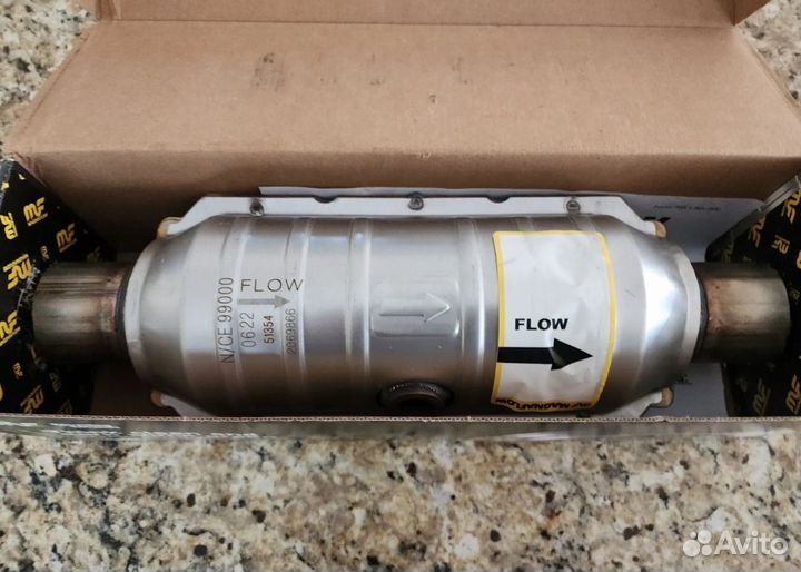 Катализатор jeep wk2.magnaflow 51354