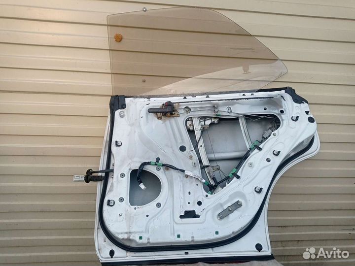 Дверь задняя правая mark II 90 кузов