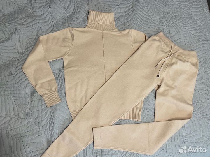 Женский костюм трикотажный