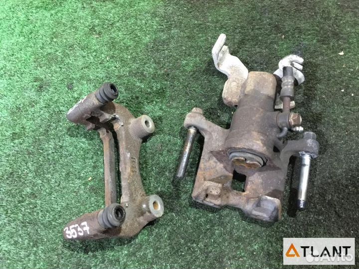 Суппорт задний правый mazda atenza