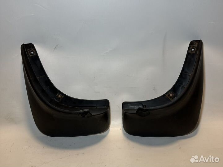 Брызговик задний Hyundai Santa Fe I 2.0 CRDi 4WD