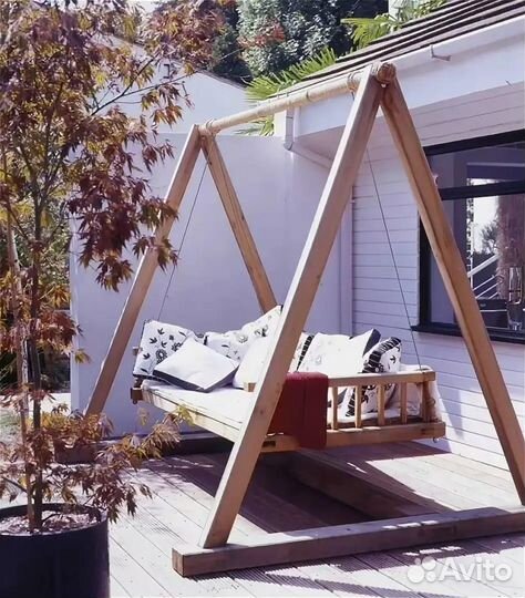 Деревянные качели