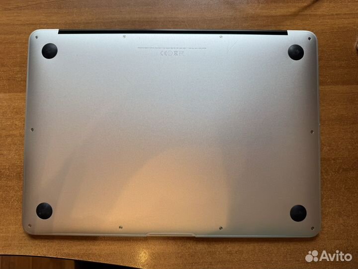 Apple macbook air 13 early 2015