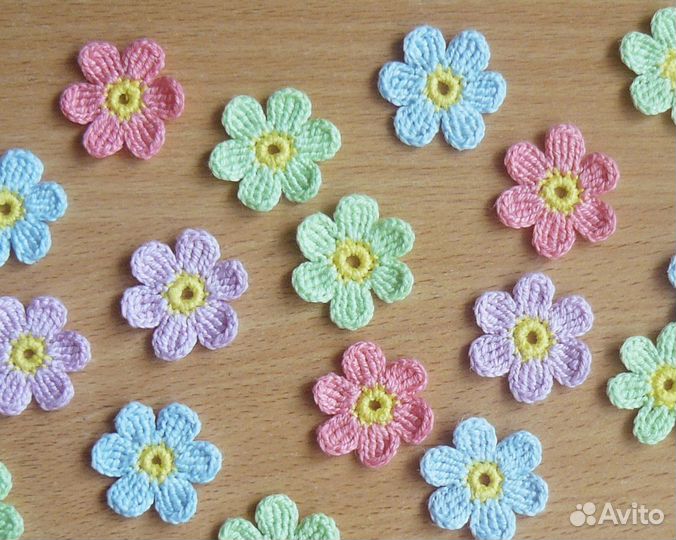 Вязаные снежинки, цветы