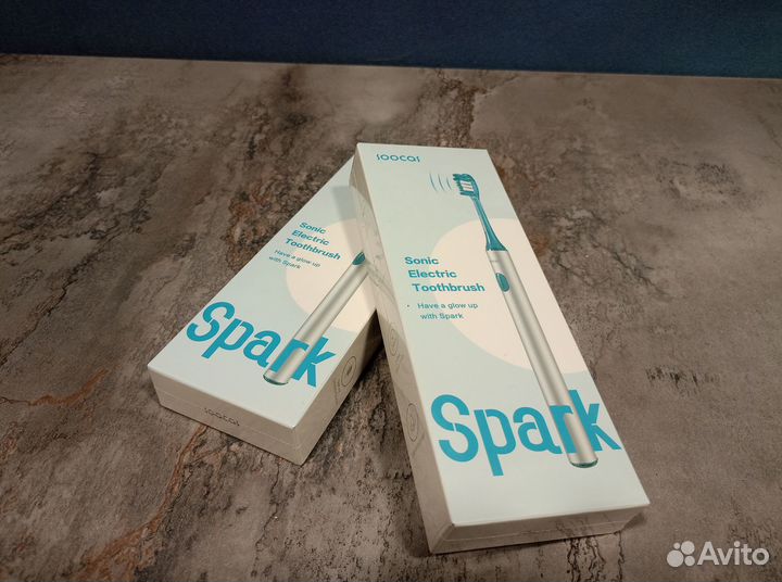 Электрическая зубная щетка