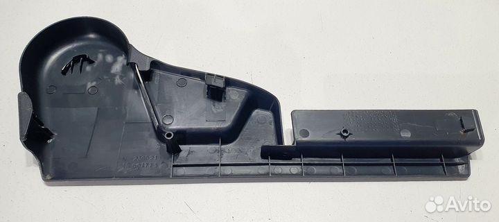 Накладка левого сиденья Mitsubishi Lancer 9