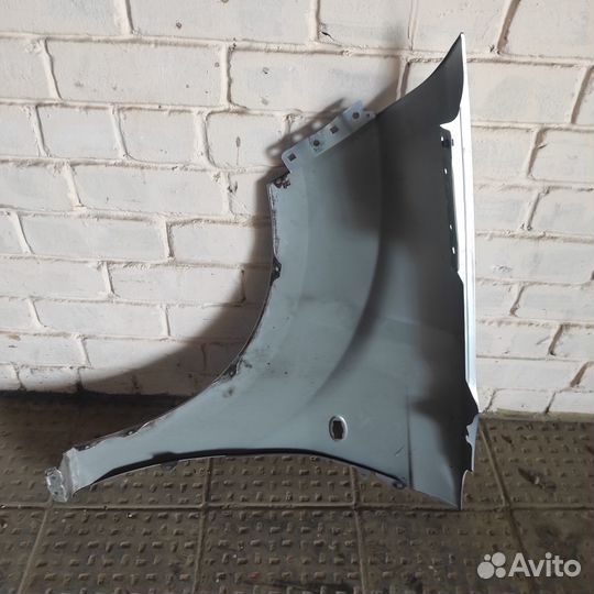 Крыло переднее правое Citroen Crosser Peuget 4007