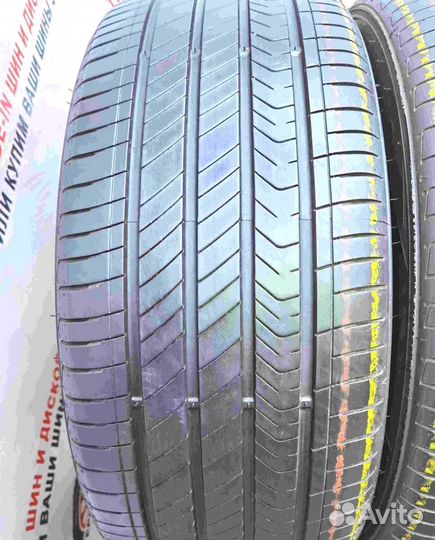 Kumho Majesty 9 Solus TA91 235/45 R18 98N