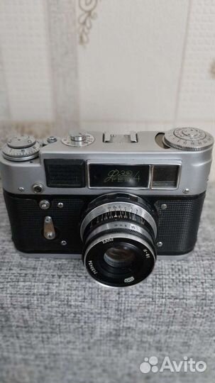 Плёночный фотоаппарат,фэд-4