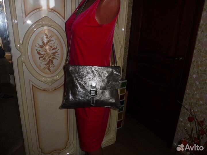 Сумка серебристая,натуральная кожа