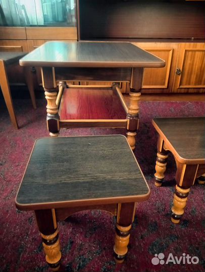 Журнальный столик