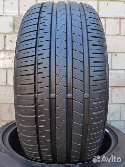 Falken Azenis FK-510 245/40 R19 102Y