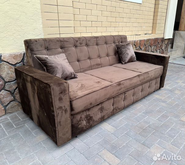 Диван с оттоманкой