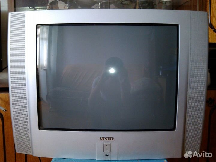 Телевизор vestel 21 дюймов (55 см)