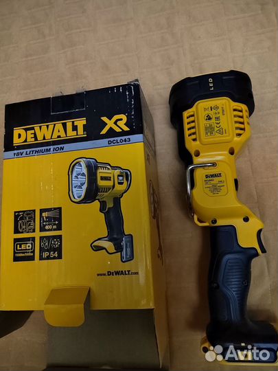 Фонарь dewalt dcl050