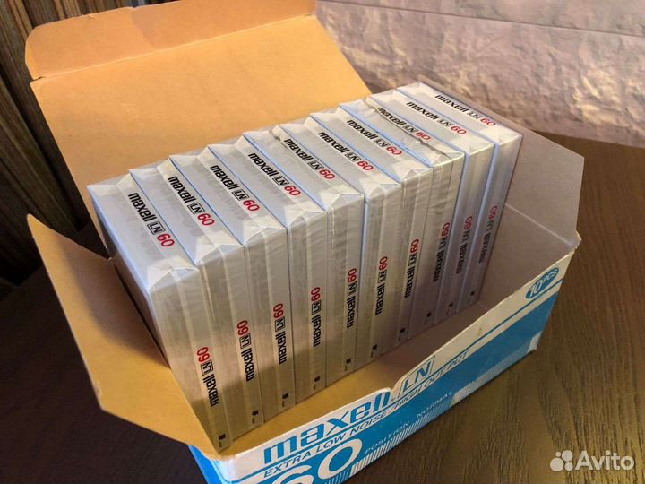 Аудиокассеты новые запечатанные Maxell LN-60