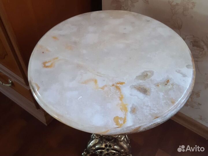 Столик. Бронза. Мрамор. Иран